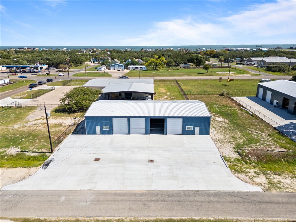916 Fuqua Street Rockport TX 78382
