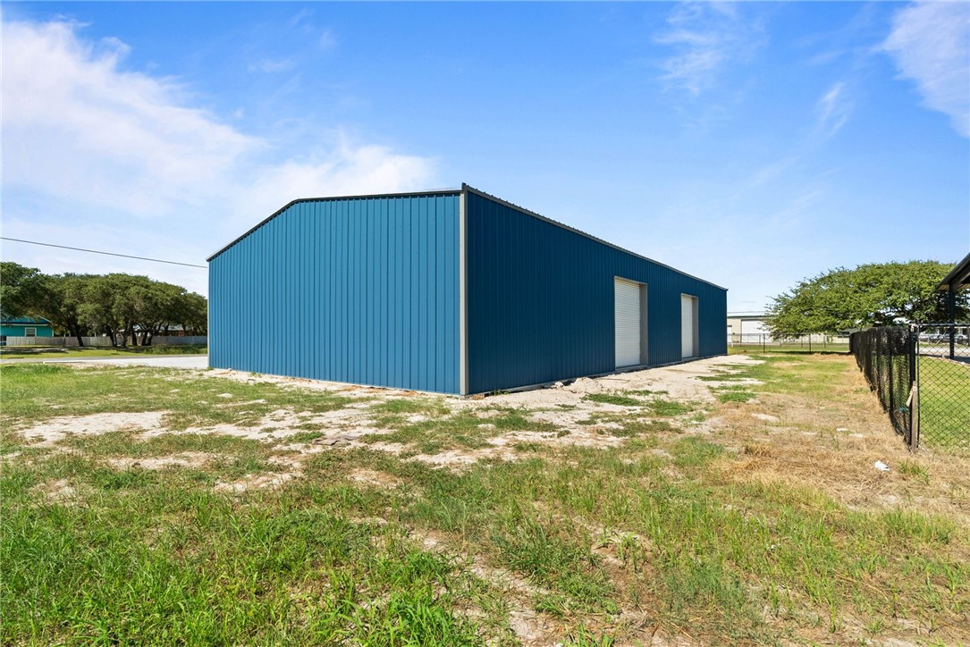 916 Fuqua Street Rockport TX 78382