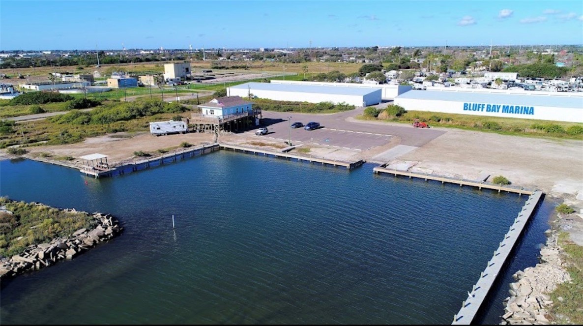 101 Skipper Lane Corpus Christi TX 78418