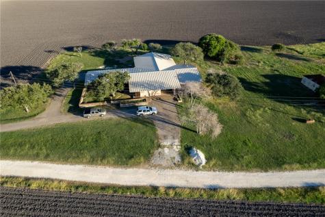 8207 Highway 181 Taft TX 78390