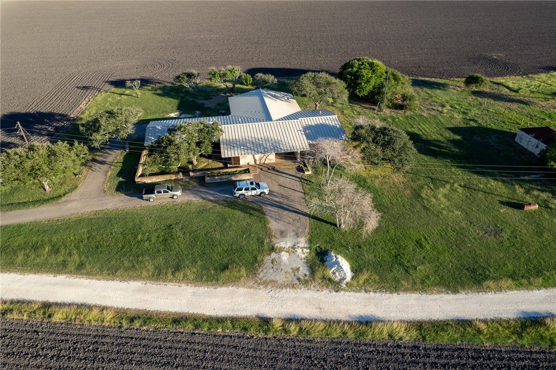 8207 Highway 181 Taft TX 78390