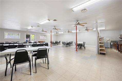 519 Avenue B Sinton TX 78387