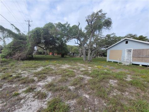 1803 Highway 35 Highway S Rockport TX 78382