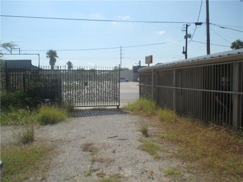 618 Staples Street Corpus Christi TX 78401