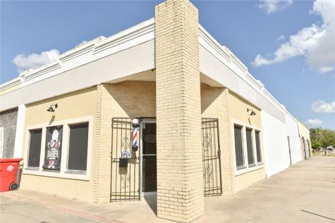 319 E Main Avenue Robstown TX 78380