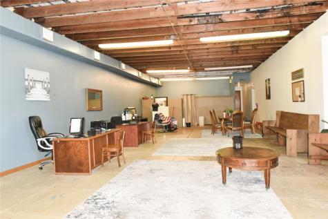 319 E Main Avenue Robstown TX 78380