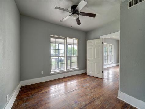 1106 E Huisache Avenue Kingsville TX 78363