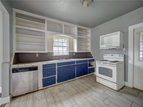 1106 E Huisache Avenue Kingsville TX 78363
