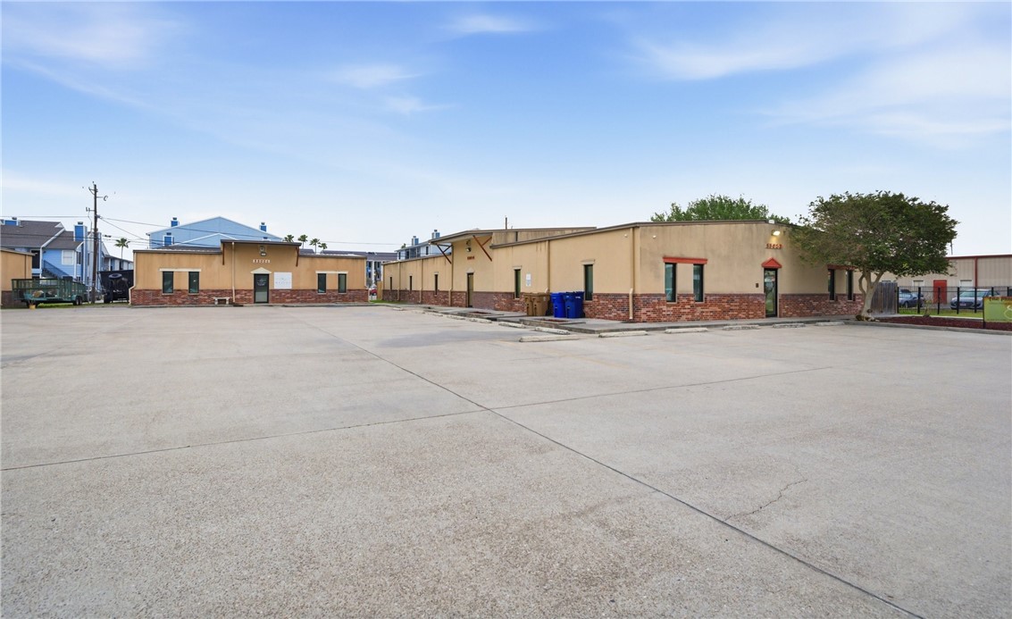 5502 Burnham Drive Corpus Christi TX 78413