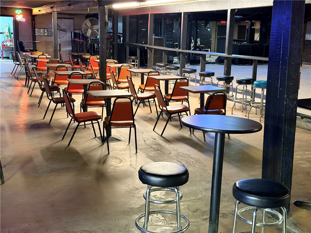 3239 W Commerce Street San Antonio TX 78207