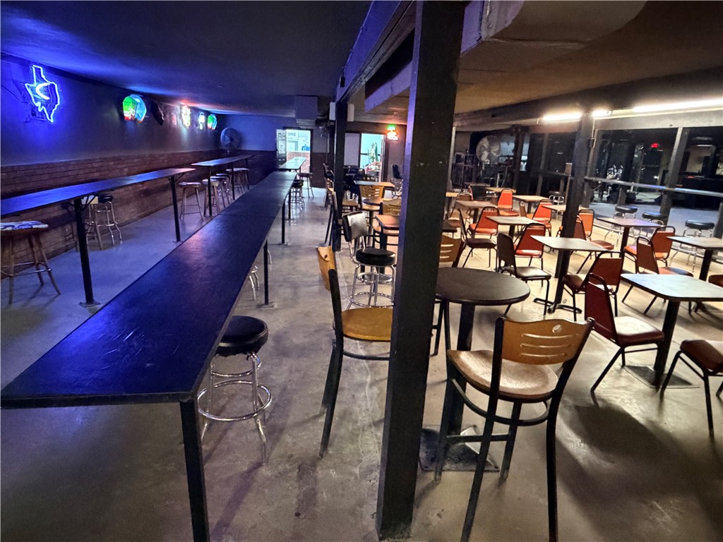 3239 W Commerce Street San Antonio TX 78207