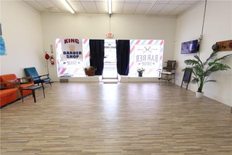 314, 316 E Kleberg Avenue Kingsville TX 78363