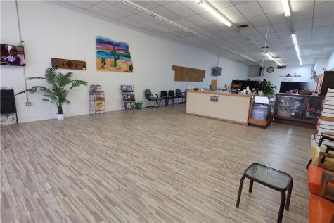 314, 316 E Kleberg Avenue Kingsville TX 78363