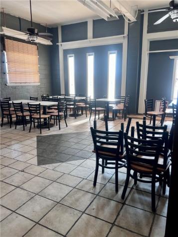 406 N Johnson Street Alice TX 78332