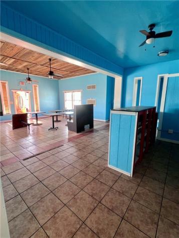 406 N Johnson Street Alice TX 78332