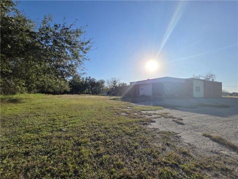 127 Fairgrounds Road Refugio TX 78377