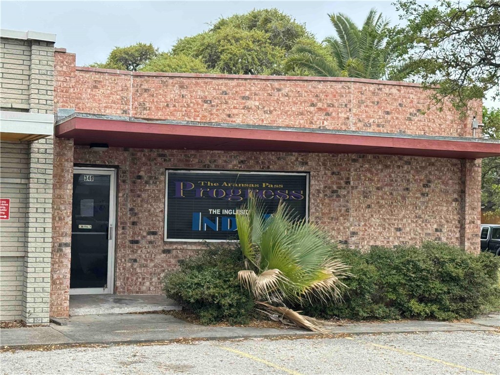 346 S Houston Street Aransas Pass TX 78336