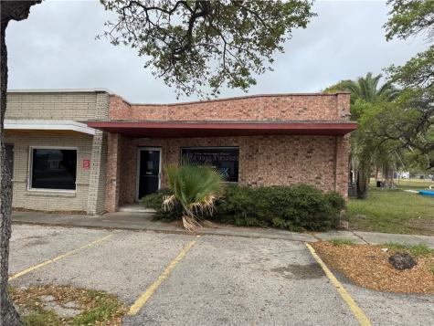 346 S Houston Street Aransas Pass TX 78336