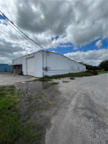 1523 S Falfurrias (S 281) Highway Alice TX 78332
