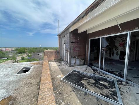 200 E Kenedy Avenue Kingsville TX 78363