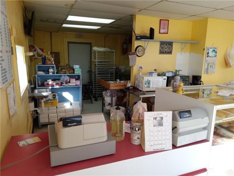 400 S San Patricio Street Sinton TX 78387