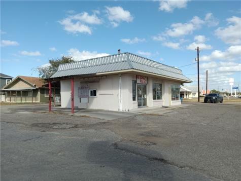 400 S San Patricio Street Sinton TX 78387