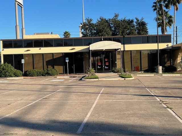 5875 Weber Corpus Christi TX 78413