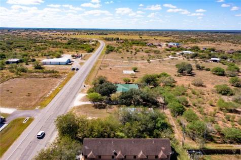 1105 S Highway 16 Hebbronville TX 78361