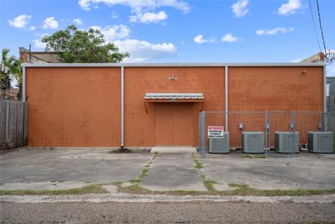 221 E Kleberg Avenue Kingsville TX 78363