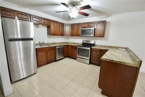 1004 Austin Street Portland TX 78374