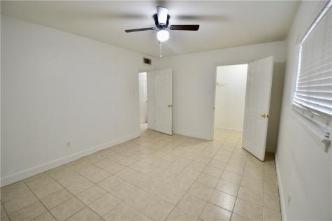 1004 Austin Street Portland TX 78374