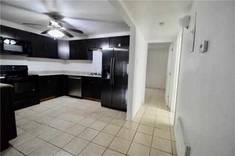 1004 Austin Street Portland TX 78374
