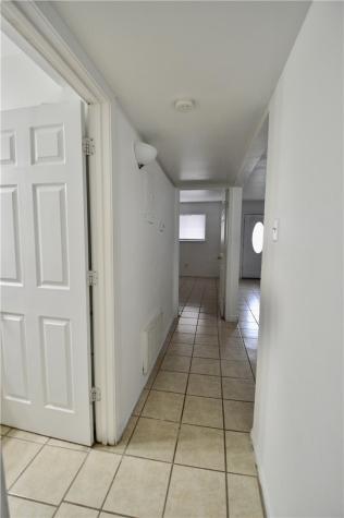 1004 Austin Street Portland TX 78374