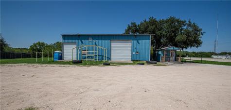2527 N Us Highway 281 Alice TX 78332
