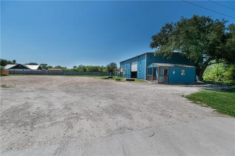 2527 N Us Highway 281 Alice TX 78332