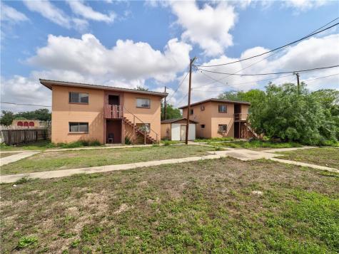 628 W Mesquite Avenue Kingsville TX 78363