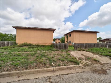 628 W Mesquite Avenue Kingsville TX 78363