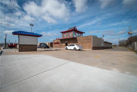 4929 Everhart Corpus Christi TX 78411