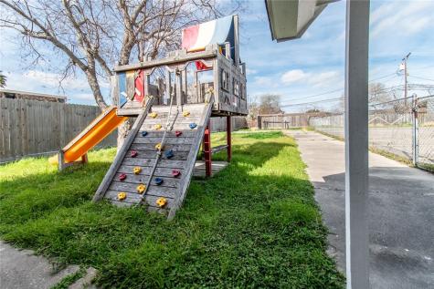 4929 Everhart Corpus Christi TX 78411