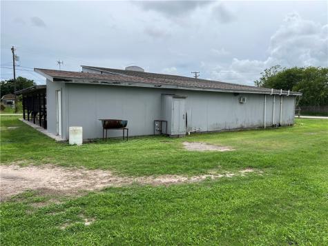501 Danforth Street Woodsboro TX 78393
