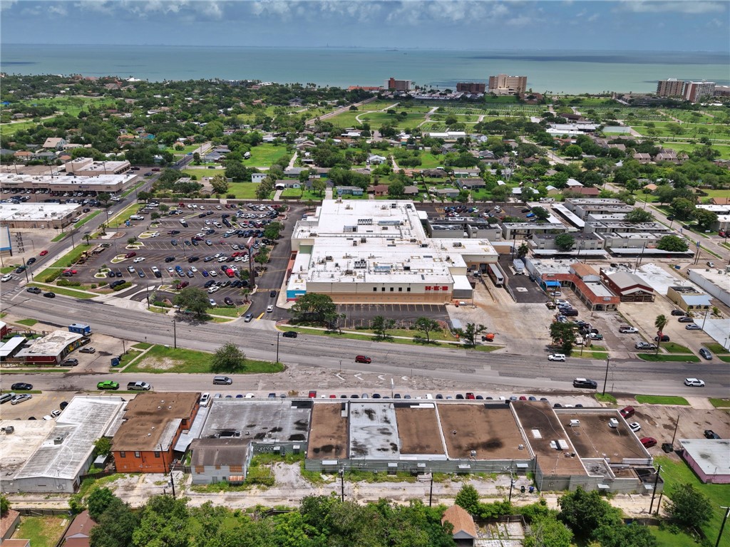 4321-4339 Alameda Corpus Christi TX 78412