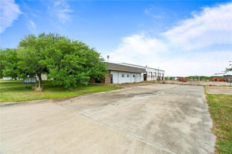 3806 E Rio Grande Street Victoria TX 77901
