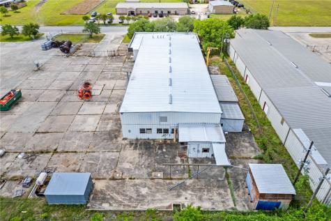 3806 E Rio Grande Street Victoria TX 77901