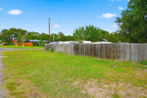 532 N Kossuth Street Rockport TX 78382