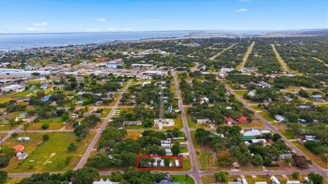 532 N Kossuth Street Rockport TX 78382