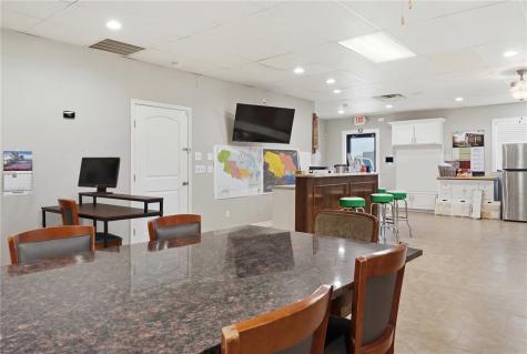 1615 Voss Avenue Odem TX 78370
