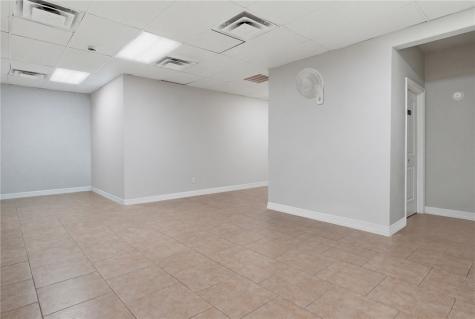 1615 Voss Avenue Odem TX 78370