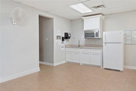 1615 Voss Avenue Odem TX 78370