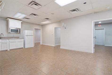 1615 Voss Avenue Odem TX 78370