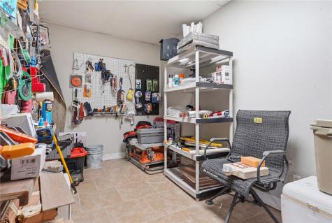 1615 Voss Avenue Odem TX 78370
